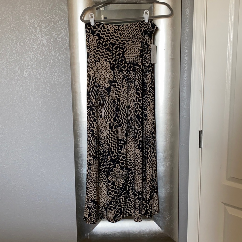 Veronica M long skirt